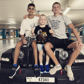 absolute rent car